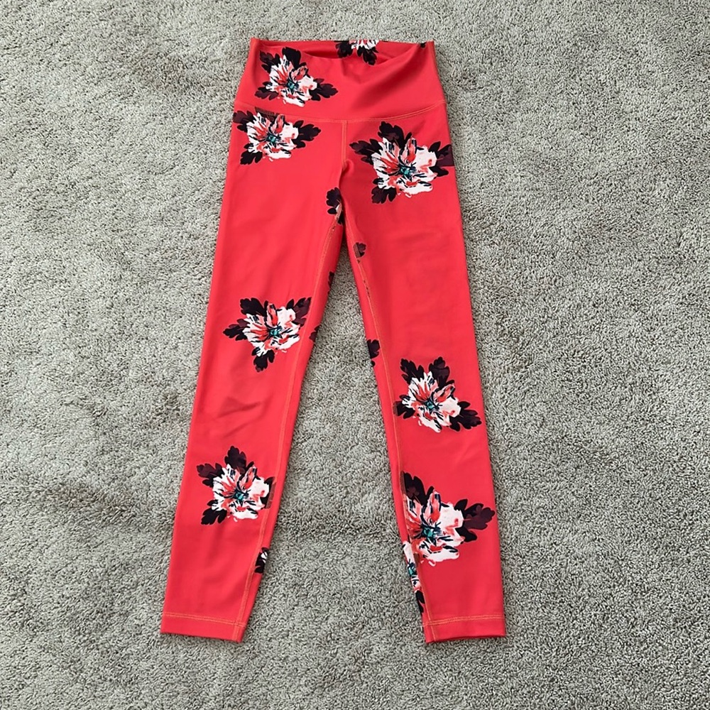 Lululemon very rare limited design leggings